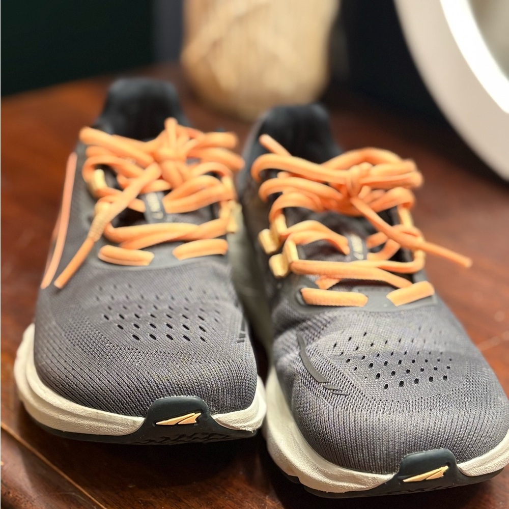 Altra Provision 7 Gray and Orange Women's Sneakers